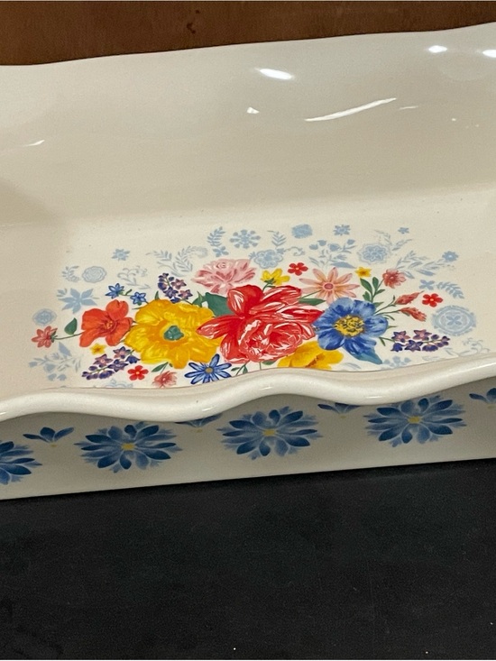 The Pioneer Woman Other - Floral Ceramic Rectangle Baker by The Pioneer Woman